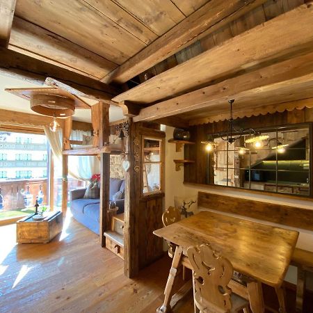 Calore Di Una Casa Di Montagna Campitello di Fassa Zewnętrze zdjęcie