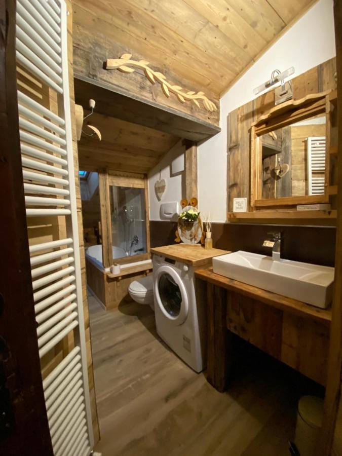 Calore Di Una Casa Di Montagna Campitello di Fassa Zewnętrze zdjęcie