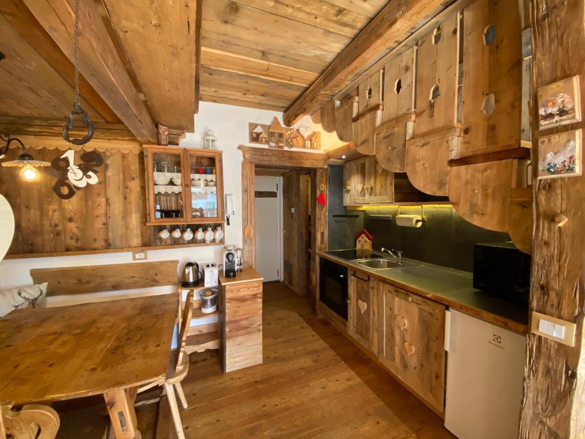 Calore Di Una Casa Di Montagna Campitello di Fassa Zewnętrze zdjęcie