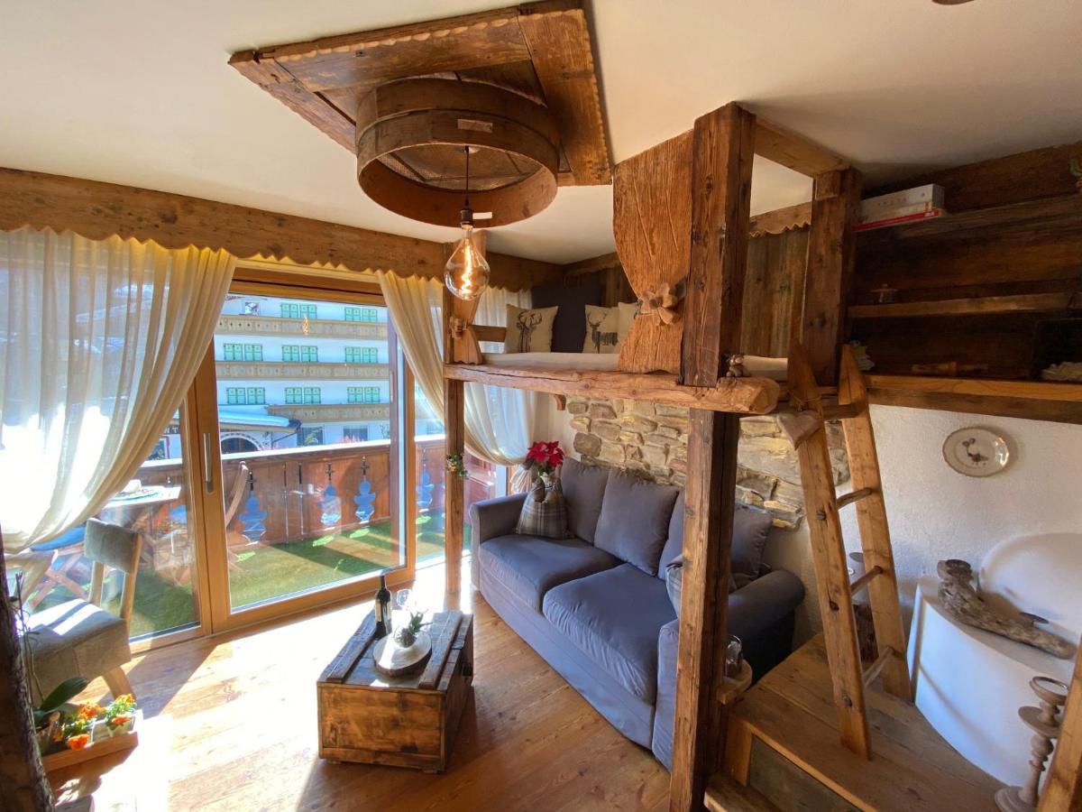 Calore Di Una Casa Di Montagna Campitello di Fassa Zewnętrze zdjęcie