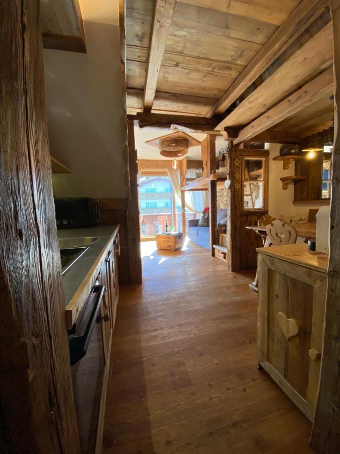 Calore Di Una Casa Di Montagna Campitello di Fassa Zewnętrze zdjęcie