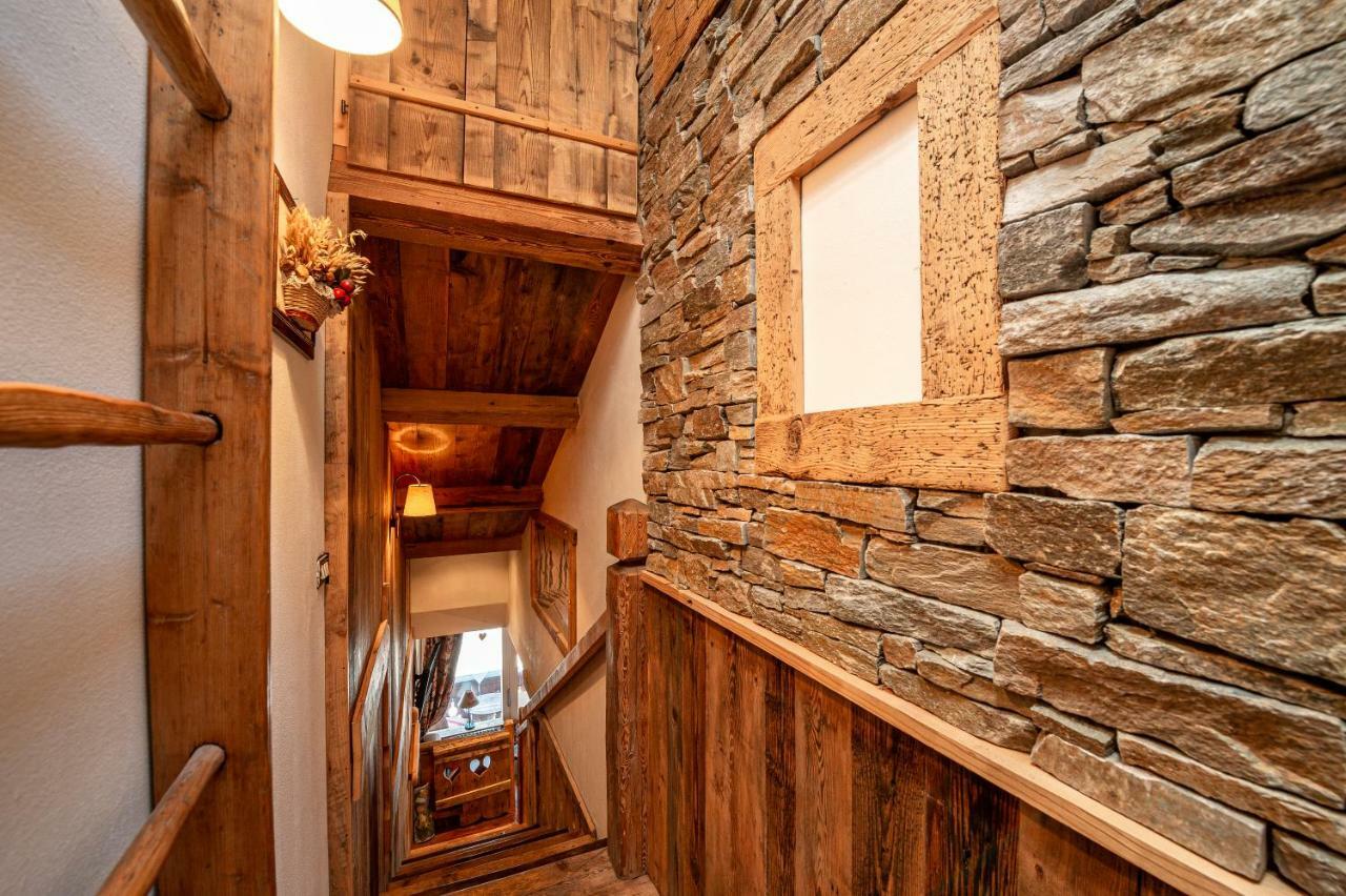 Calore Di Una Casa Di Montagna Campitello di Fassa Zewnętrze zdjęcie